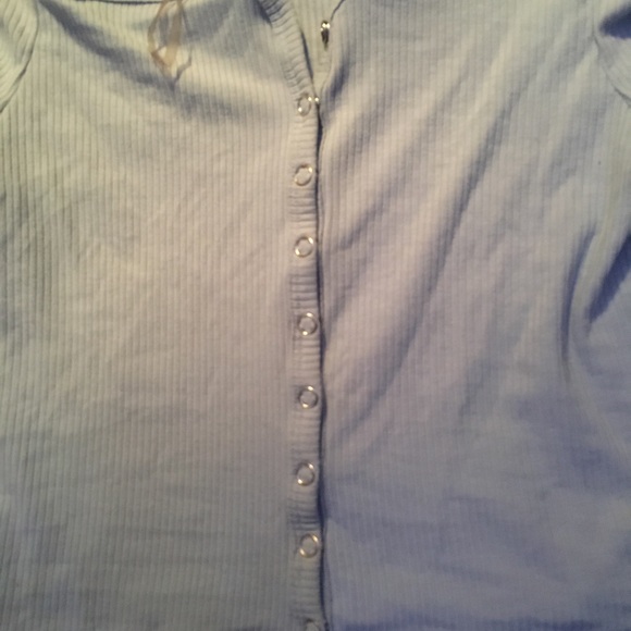 Modern pale blue long sleeve button up - Picture 2 of 3